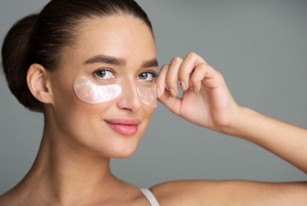 How Eye Wrinkles Products Influence Beauty Standards