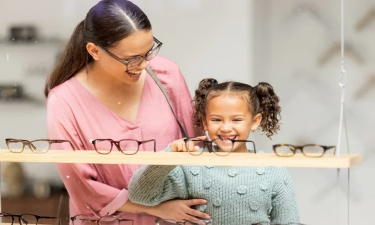 Screen Time and Squinting: Early Signs of Myopia Parents May Notice at Home